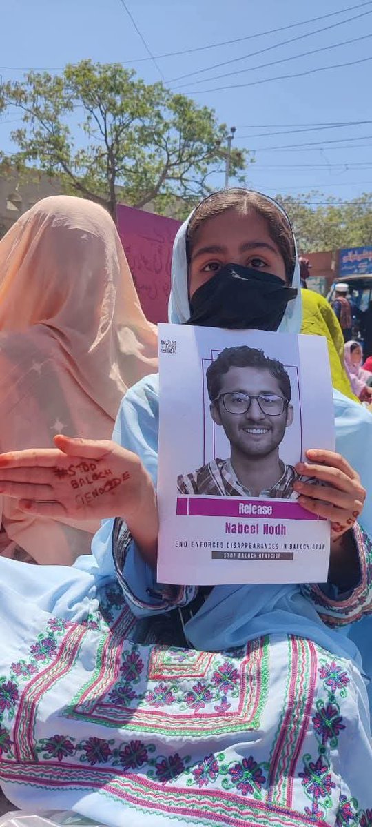 ShariBaloc91939's tweet image. مُرگاں  وتی بُگش،  پہ شُما  ہاک ءِ ایوکی
گیابانے سازگ ءَ اِنت منی دست ءِ ساہگءَ 
#ReleaseNabeelNodh
#EndEnforcedDisappearnces