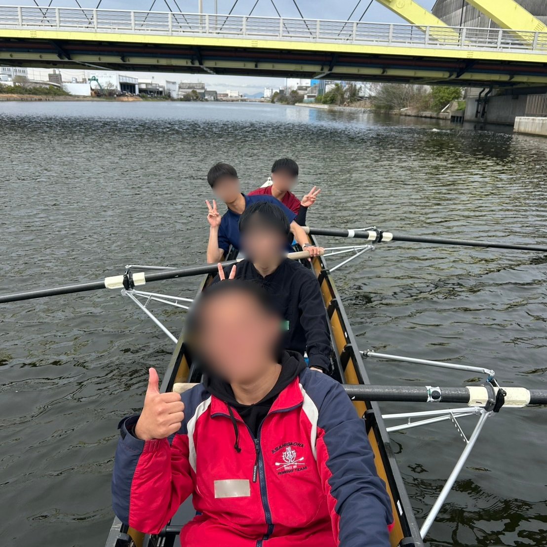 ash_rowing's tweet image. 【4/2試漕会】
昨日4/2の試漕会に、「1人」の新入生が来てくれました🎉
春休みには4/5にも試漕会を行いますので気になる方はぜひお越し下さい🚣🚣🚣
詳細はDMへ‼️
#春から旭丘 #旭丘高校 #試漕会