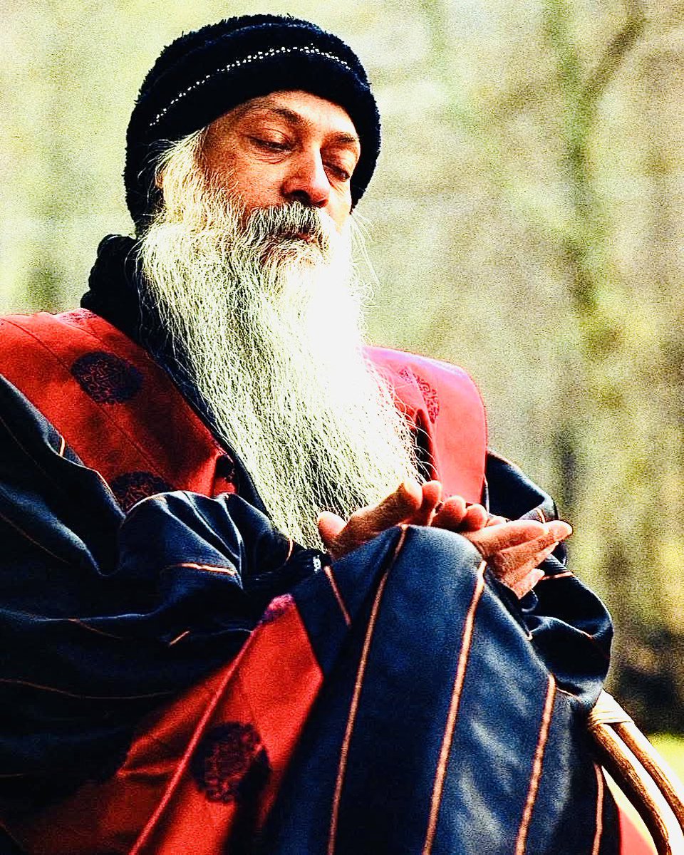 KrisBhattarai's tweet photo. #Osho 
#ConsciousAlertness 
#MeditativeAwareness 

Do whatsoever you are doing, but do as if you are a witness to it – watch it, silently go on observing it. Don’t get lost into things; remain alert, remain beyond. 

Start from small things: Walking on the road, eating, taking a bath, holding the hand of a friend, talking, listening – small things – but keep alert. 

You will forget again and again. Pick it up again, find it out again, remember it again.

Osho
Tao: The Pathless Path, Vol. I