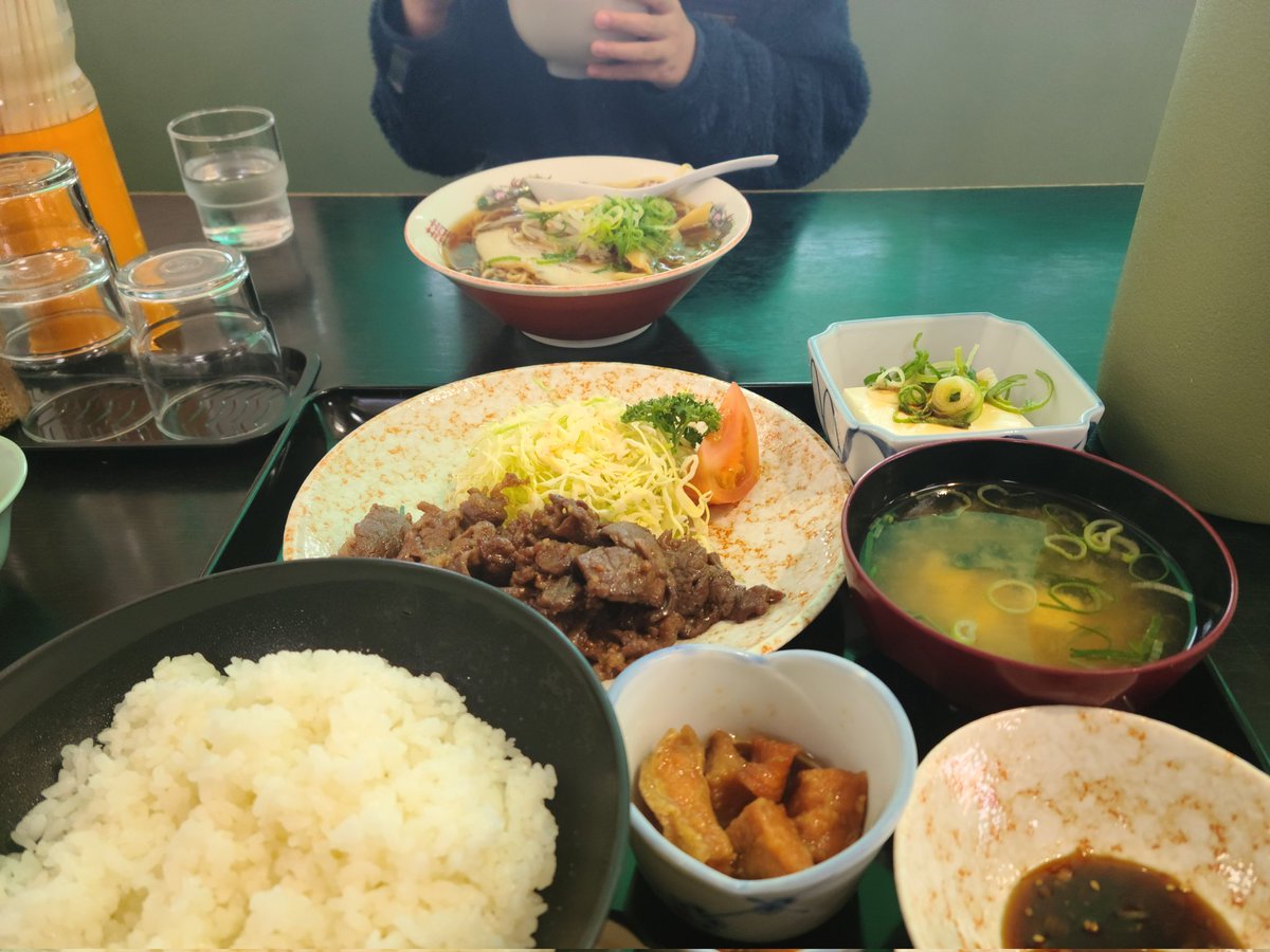お昼。