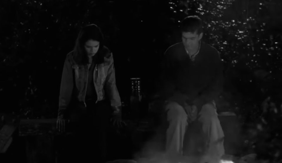butterflysbrain's tweet photo. día 4: marrey x otro ship 

pacey &amp; joey, dawson’s creek

la relación amor-odio que mar y rey tienen desde niños siempre estuvo muy definida por su amor a merlin; él su mejor amigo y ella algo más

hasta que rey cruza una linea de no retorno con ella
 
[#marreyweek, one shot] https://t.co/QlpEKGb23P