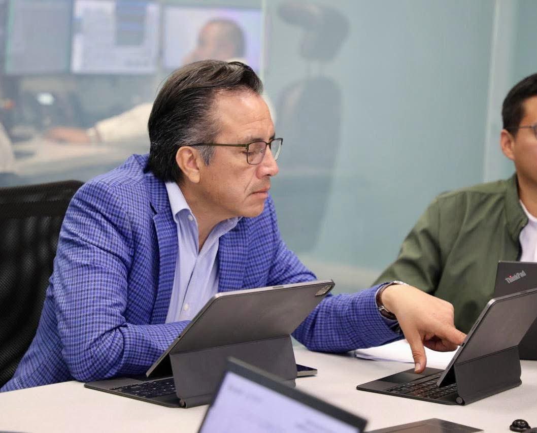 CuitlahuacGJ's tweet image. Aquí con el grupo de los ingenieros e ingenieras, explorando alternativas para condiciones operativas complejas ante un requerimiento de flujo de gas natural seco y presiones en el SISTRANGAS. Logramos definir propuestas para atender diferentes escenarios.

#Ingeniería #Aplicada…