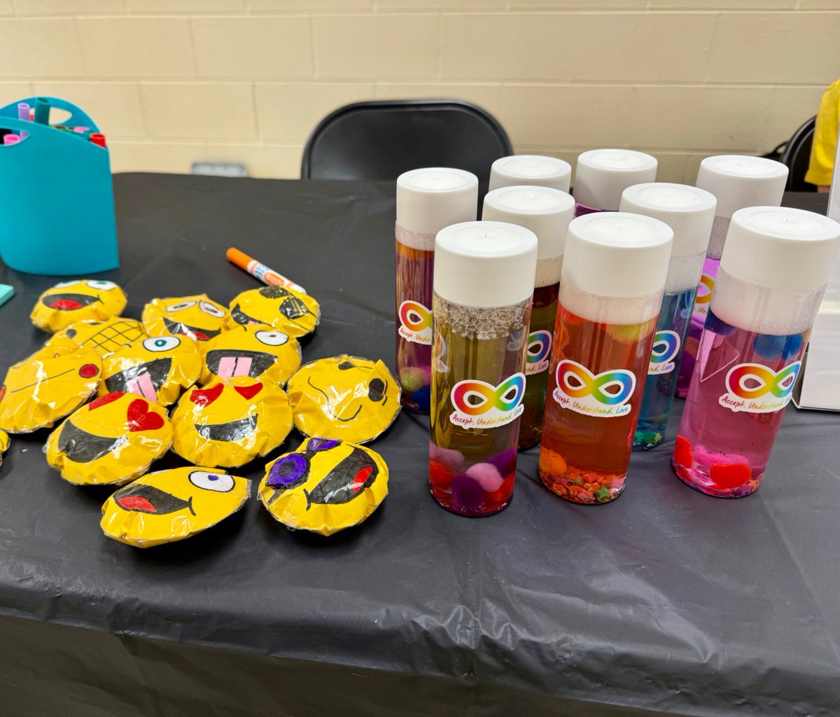GNHS Special Olympics (@gnhs_spolympics) on Twitter photo Celebrated Autism Acceptance Day at school with coloring sheets, homemade fidgets & sensory bottles, and a Words of Kindness board to spread positivity and promote inclusion throughout the school! <a href="/GrayslakeNorth/">Knight Pride</a> <a href="/North_LBC/">GNHS LBC program</a> Celebrated Autism Acceptance Day at school with coloring sheets, homemade fidgets & sensory bottles, and a Words of Kindness board to spread positivity and promote inclusion throughout the school! <a href="/GrayslakeNorth/">Knight Pride</a> <a href="/North_LBC/">GNHS LBC program</a>