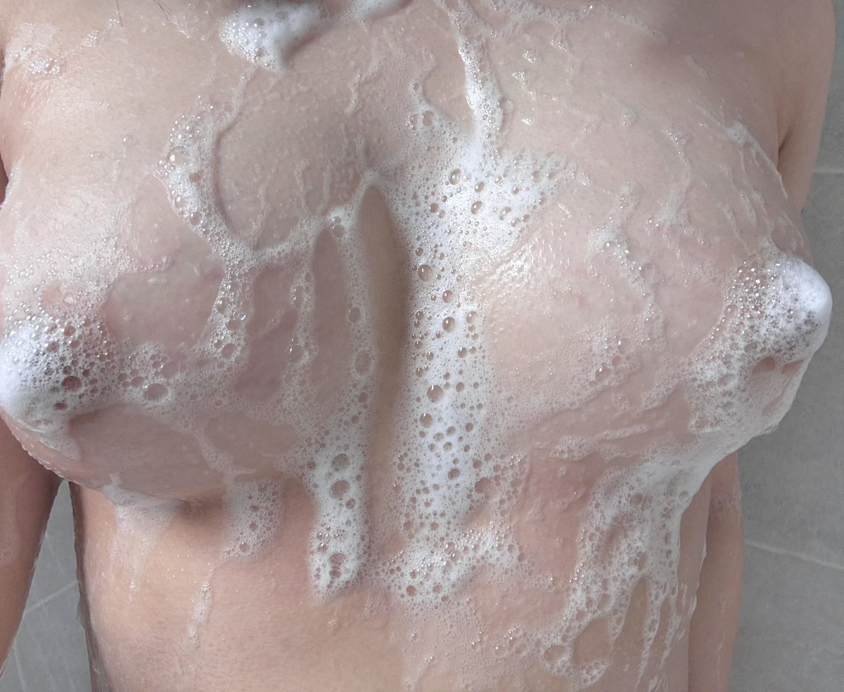 生理前かな
胸が張ってきた🙄