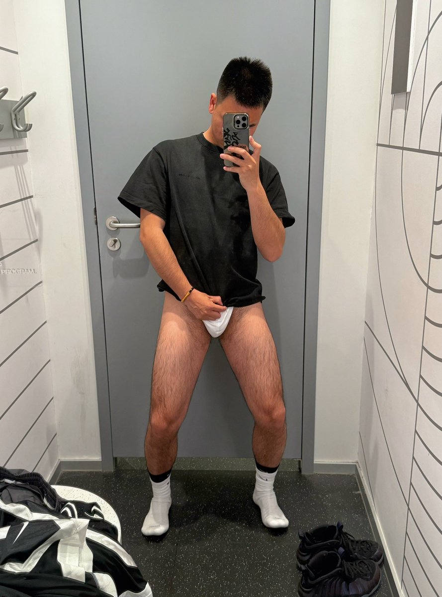 腿毛弟弟XGG (@whggsm) on Twitter photo 