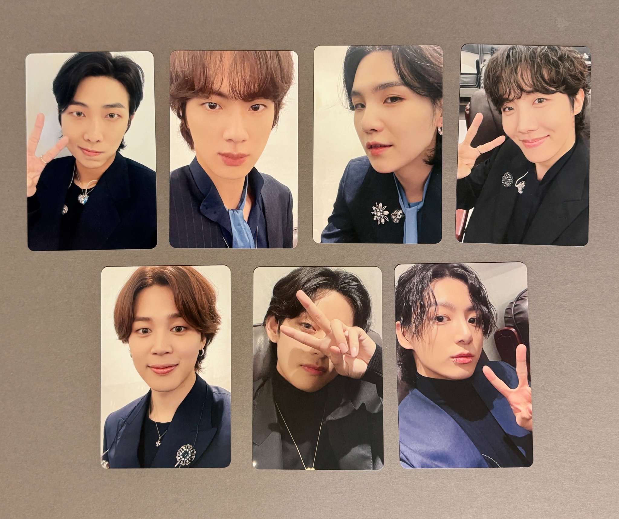 BTS 写真集  トレカ 7 コンプリート コンプ Photo-Folio Amazon.co.jp: Dicon vol.10 BTS写真集『BTS goes on!』JAPAN