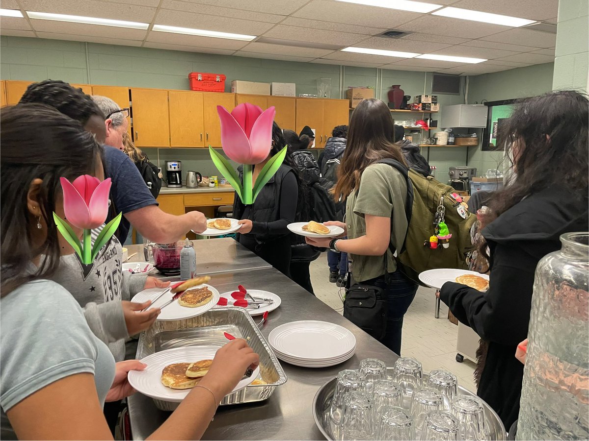 Wexford Collegiate School for the Arts (@wexfordcsa) on Twitter photo Today <a href="/wexfordcsa/">Wexford Collegiate School for the Arts</a>: Thanks to everyone who came out to celebrate the end of Ramadan and feast on pancakes! <a href="/NeethanShan/">Neethan Shan</a> <a href="/SaraGogani/">Sara Gogani</a> <a href="/nandanee_sawh/">Nandanee Sawh</a> <a href="/RenaCesare/">Rena DeCesare</a> <a href="/danielrocchi67/">Daniel Rocchi</a> Today <a href="/wexfordcsa/">Wexford Collegiate School for the Arts</a>: Thanks to everyone who came out to celebrate the end of Ramadan and feast on pancakes! <a href="/NeethanShan/">Neethan Shan</a> <a href="/SaraGogani/">Sara Gogani</a> <a href="/nandanee_sawh/">Nandanee Sawh</a> <a href="/RenaCesare/">Rena DeCesare</a> <a href="/danielrocchi67/">Daniel Rocchi</a>