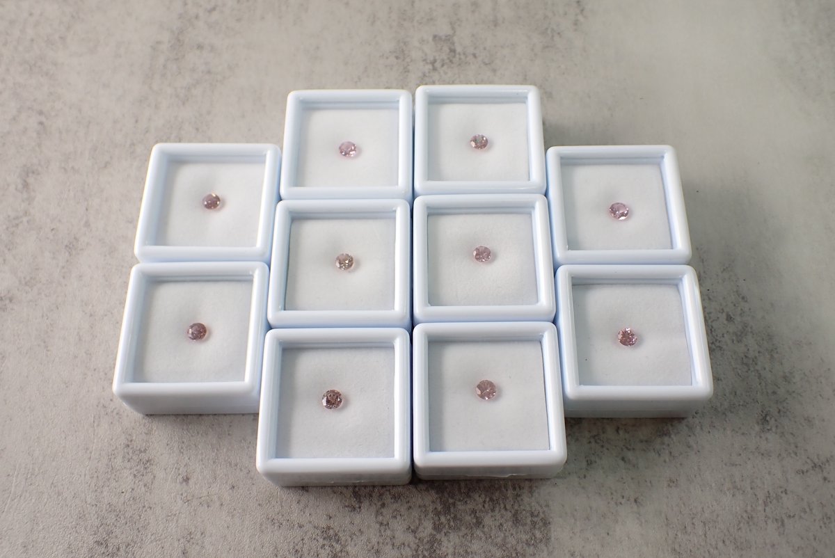 differencee31's tweet photo. 🎁Xプレゼントキャンペーン🎁

💎ドラゴンガーネット💎
を抽選で10名様にプレゼント！

【応募方法】
1️⃣@differencee31をフォロー
2️⃣このポストをいいね&amp;リポスト

※引用RTは無効です⚠️

締め切り
4/6 23:59まで！ https://t.co/ggjTHsEA3I