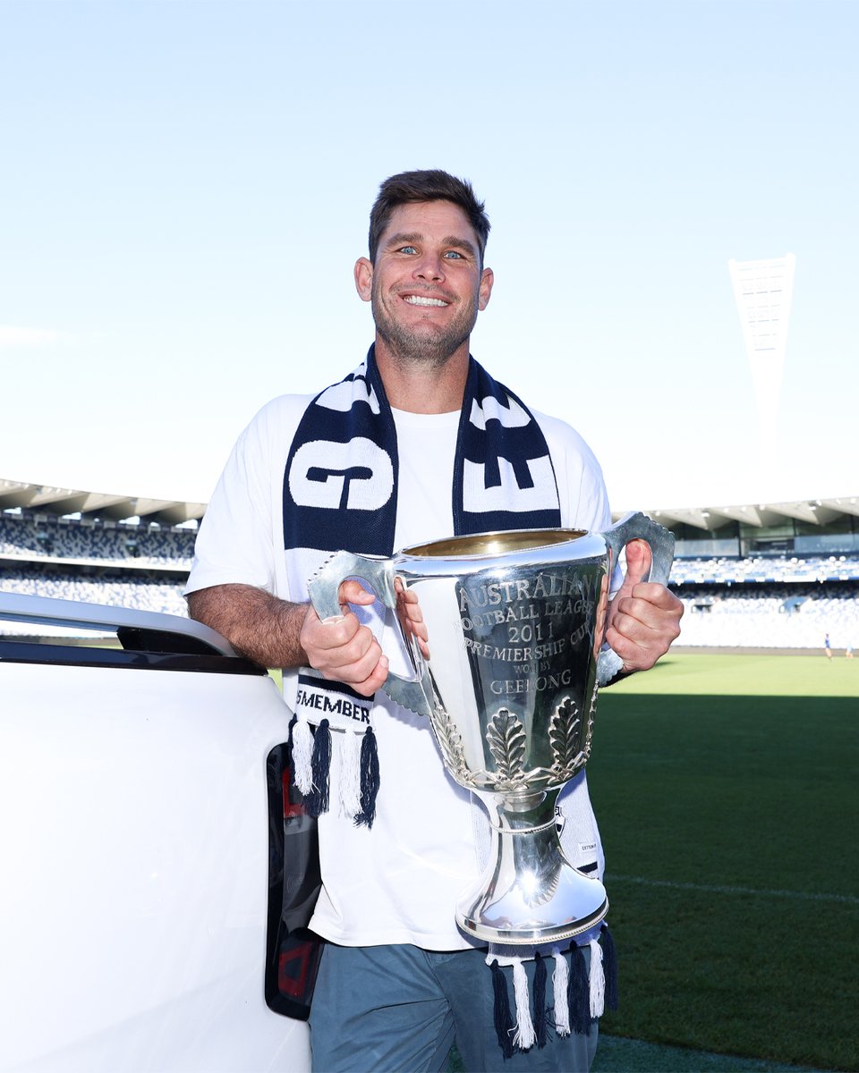 GeelongCats's tweet photo. We can't wait to see you tomorrow night, Tom 🤩👋

Don't miss our Premiership Motorcade from 7pm, featuring Tom and several other Premiership Heroes

#WeAreGeelong | #FordAustralia https://t.co/2WolFOC15g