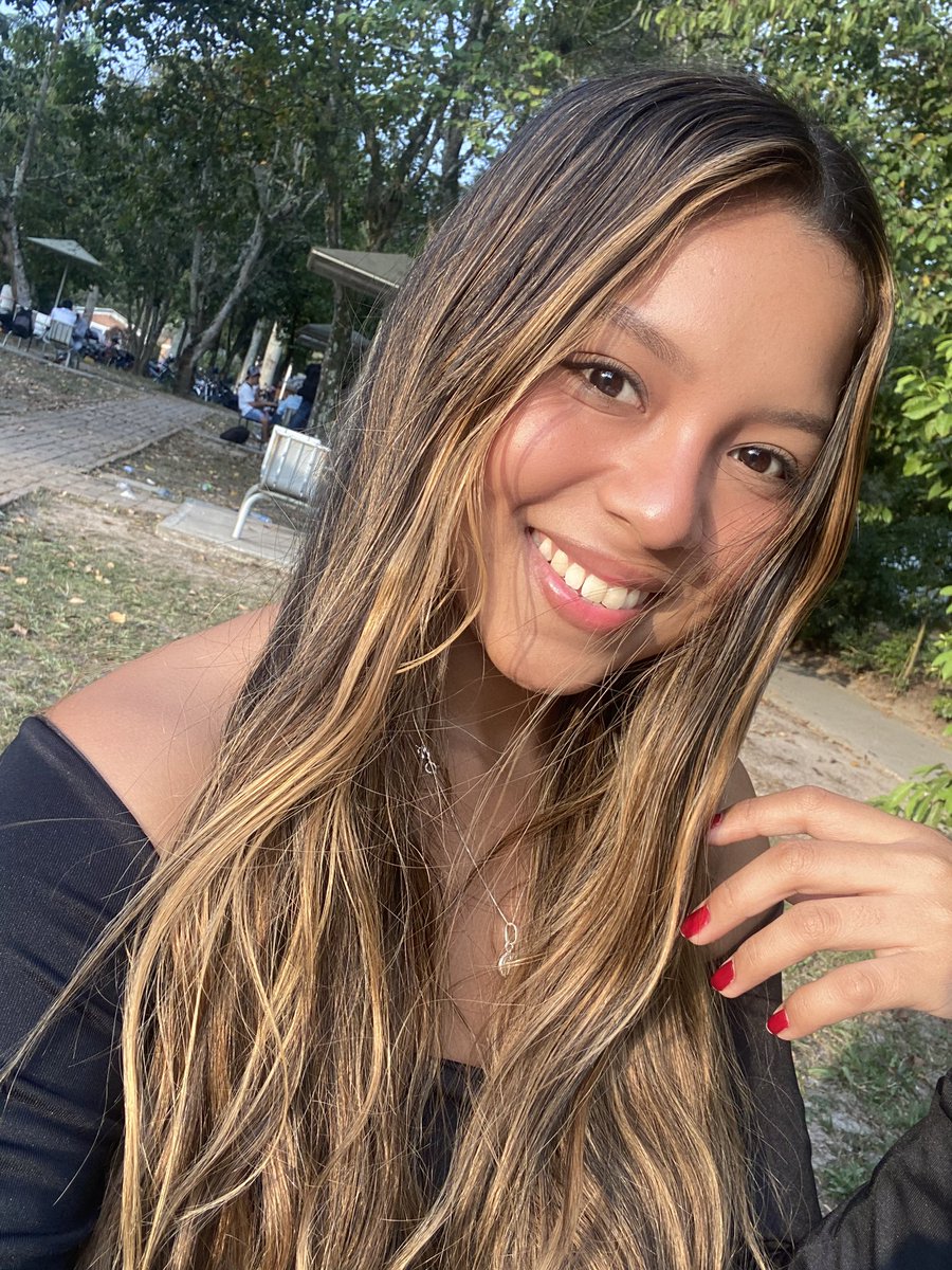 Cam🦋 tweet media