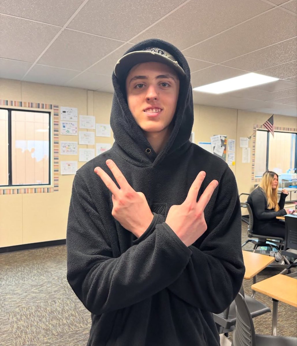 FSUSD Early College High School tweet media