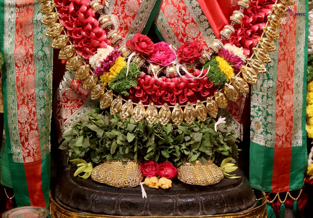 ISKCONPune's tweet photo. 🙏🏽Today's Darshan 📿 🗓03-04-2025🙏
🌷Sri Balaji🌷
🚩@ISKCONNVCCPune🚩
.
.
#ISKCON #ISKCONNVCC #ISKCONNVCCPune #ISKCONPune
#3rdapril #3rdapril2025 #Thursday #Vrindavan
#Harinaamsankirtan #Radheshyamdas #Radheradhe
#Sankirtan #Kirtan #Mayapur #Prabhupada #iskconmandir
#GVE https://t.co/HjPpdjMqNB