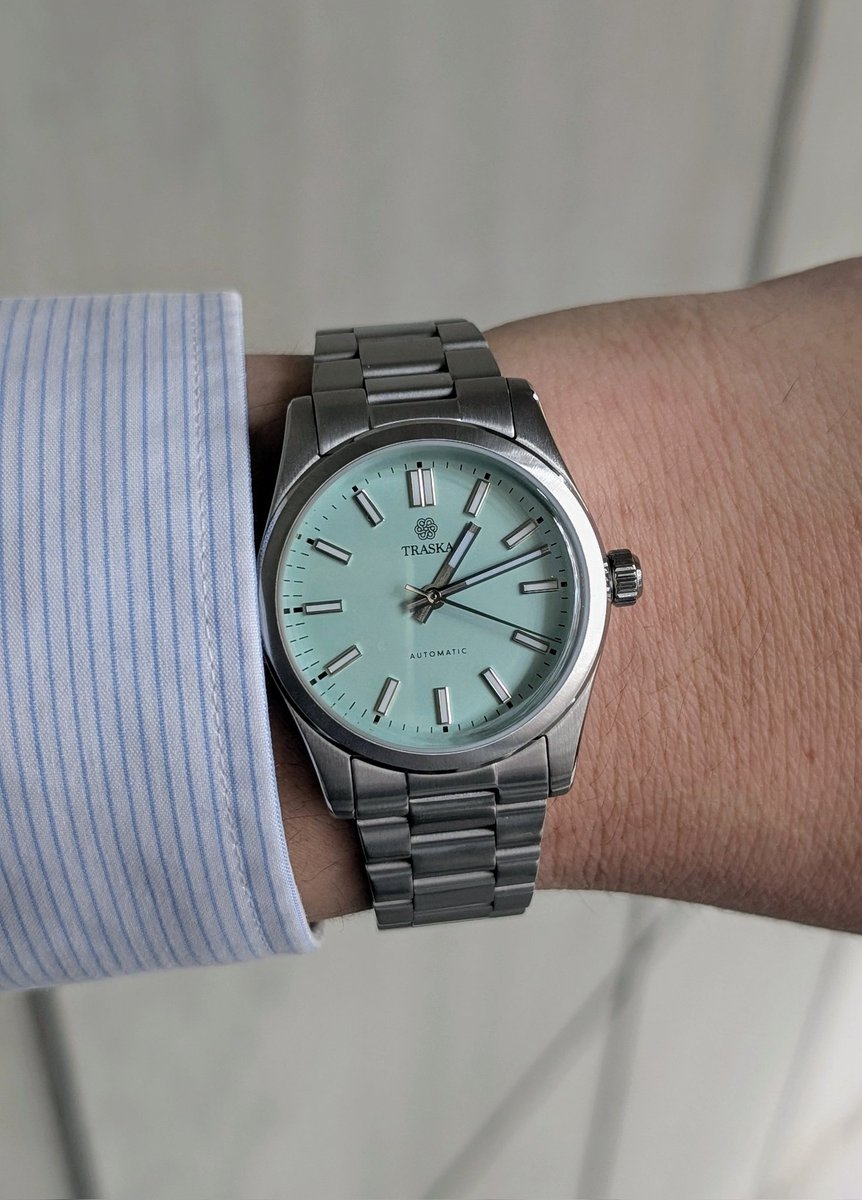 tamukun's tweet photo. お腹すきました。今日は何食べよ。あ、今日はトラスカさん。
#traskawatches https://t.co/G8Tilu7qsH