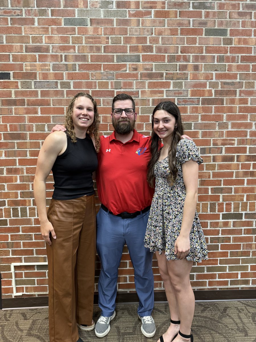 Congrats to <a href="/cmcwilliams07/">callie mcwilliams</a> and <a href="/belleroush05/">Belle Roush</a> on their <a href="/NemoPressbox/">NEMO Pressbox</a> Star Selections!