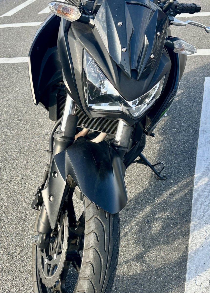 名前 : ◯🔰（呼び名はなんでも⭕️）
性別 : 🚺
年齢 : 19（06）
身長 : 158㎝
愛車 : Z250
好き : バイク　ゲーム　美味しいもの食べる事　漫画
一言 : 仲良くしたいです！よろしくお願いします🙏🙏
＃バイク　＃バイク女子 
＃バイク乗りと繋がろう2025春 
＃バイク乗りと繋がりたい