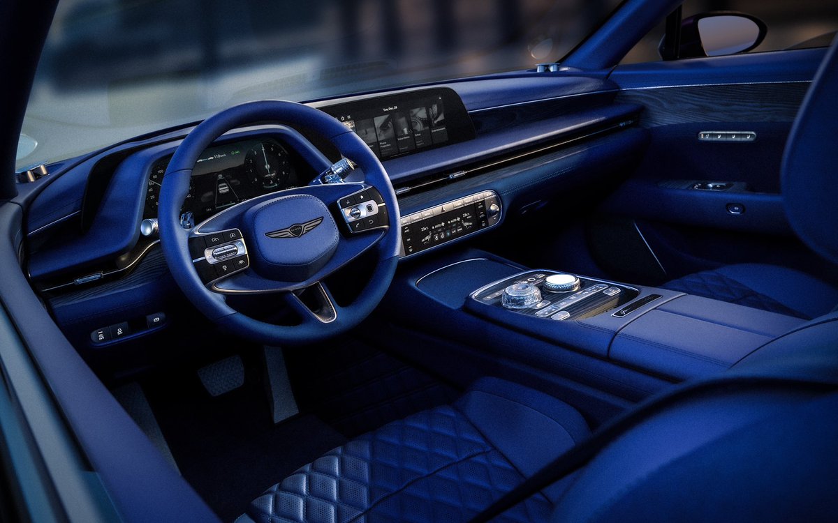 KoreanCarBlog's tweet photo. ⁠@GenesisUSA unveiled both #xgrancoupe &amp; #xgranconvertible Read more at https://t.co/Mbfn39LoqT https://t.co/Ei0GB3PS5O