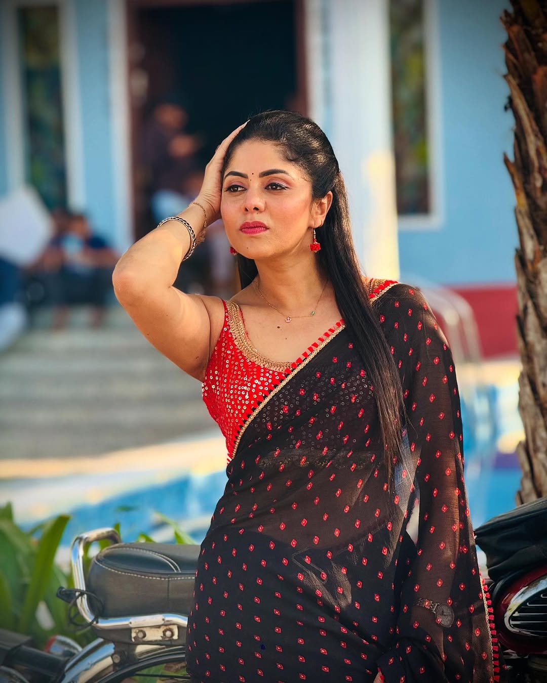 GnleHTkbYAAY5eR?format=jpg&name=large