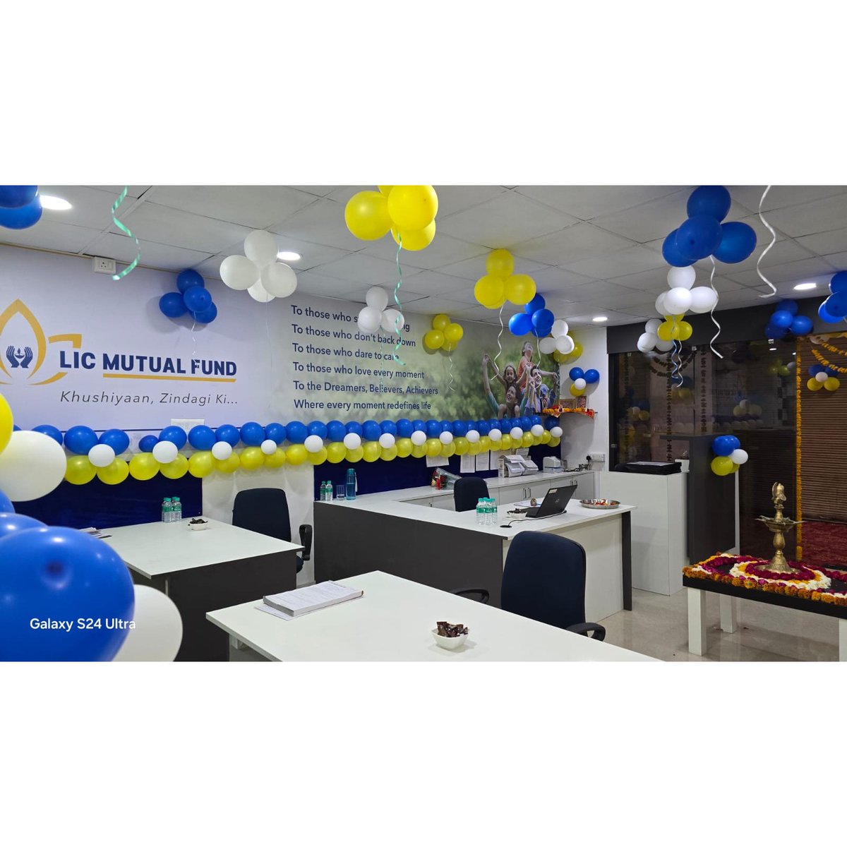 licmutual's tweet image. 📢 Exciting news! 
LIC Mutual Fund is now in Gwalior! ✨
Under the leadership of MD &amp;amp; CEO, Mr. Ravi Jha, we’re bringing expert financial guidance &amp;amp; investment solutions closer to you. 💼

#NewBranch #Gwalior #FinancialGrowth #InvestSmart #LICMF