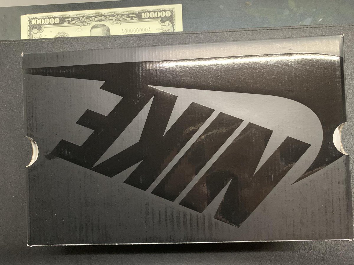 lamillebriones's tweet photo. Still available!!! WTS LFB  PEACEMINUSONE × Nike Air Force 1 Low '07 Para-Noise 3.0 G-DRAGON 

Mens 7.5 Womens 9  DM if interested  

#paranoise #Übermensch #gdragon #nike #nikeph https://t.co/QpMCaBpOi9