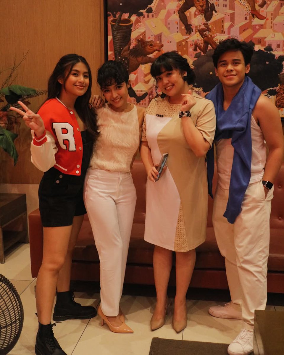 GabbifiedBataan's tweet image. HOW TO CHEAT DEATH — streaming on NETFLIX! ♥️ Hi, Lara & Miguel 👋🏻 Gabbi Garcia & Khalil Ramos Directed by Mike Mendoza 🎬
Netflix Top 2 in PH shows today, watch it now! #GabLil #HowToCheatDeath #NetflixPH @gabbi @TheKhalilRamos @Netflix_PH