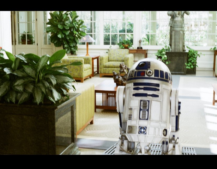 squinttripod's tweet photo. Lucasfilm On Fuji Film https://t.co/XMsL5hW5KX