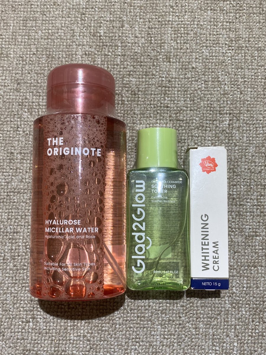 GIVEAWAY💗

rules : 
• follow <a href="/blissfulfancy/">Nasya ⋆୨୧⋆ 🇵🇸</a> 
• rt + like tweet ini
• reply mau paket yang mana &amp; tag <a href="/blissfulfancy/">Nasya ⋆୨୧⋆ 🇵🇸</a> 

BE ACTIVE YAAA (aku pilih berdasarkan keaktifannya) diumumin asap!🫶🏻

#zonauang #zonajajan #zonaba #zonabu #giveaway #skincare #makeup