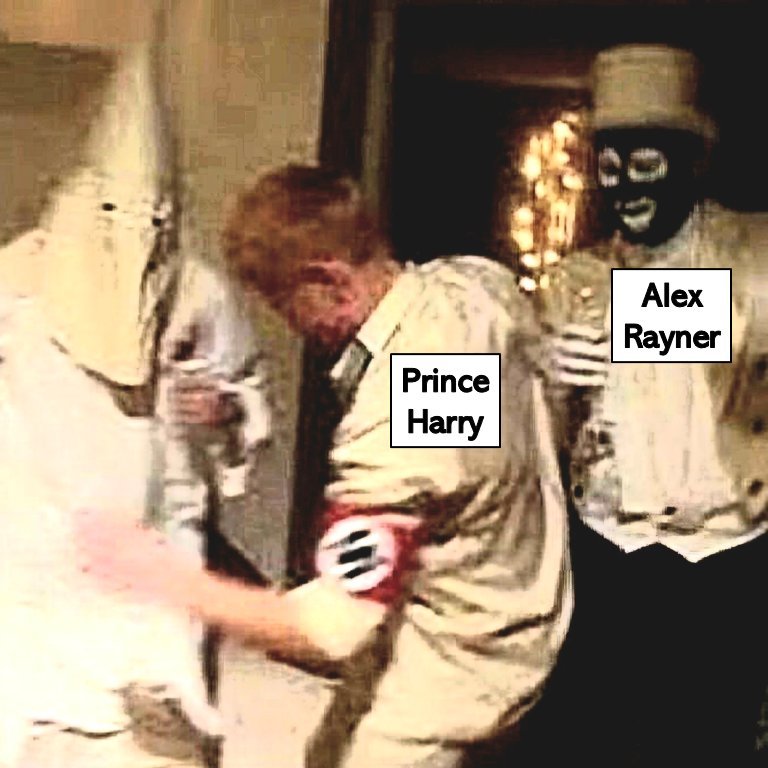 michelle_o_c's tweet photo. .
The ONLY r♤cists around here!!
.
#HarryandMeghan #alexrayner #MeghanMarkle #asever #AsEverByMeghan #AsEverOfficial #PrinceHarry #MeghanMarkleExposed https://t.co/yymerQE5xQ