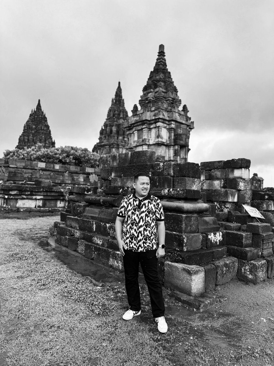 muhammadasmul's tweet photo. Semriwing. https://t.co/N0NuQOJZRI