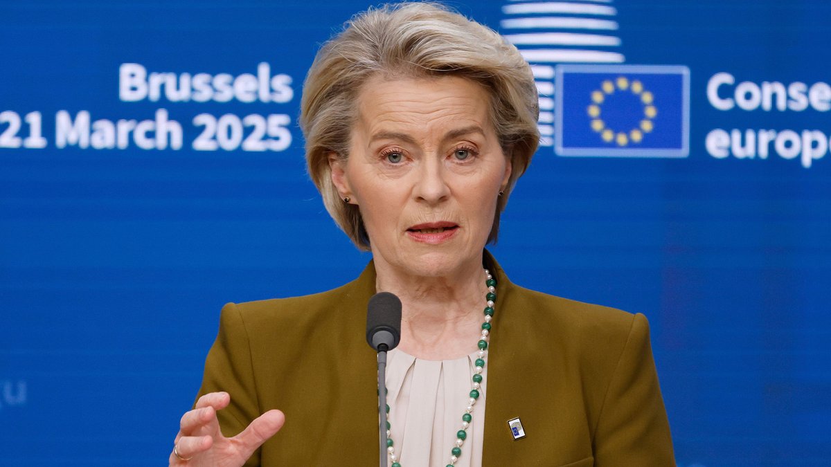 På onsdagskvällen annonserade president Donald Trump att USA bland annat ska införa tullar på 20 procent på varor från EU. Beslutet träder i kraft nästa vecka. EU ska försöka förhandla med USA innan man inför svarstullar, enligt Ursula von der Leyen.

tv4.se/artikel/6NYY4I…