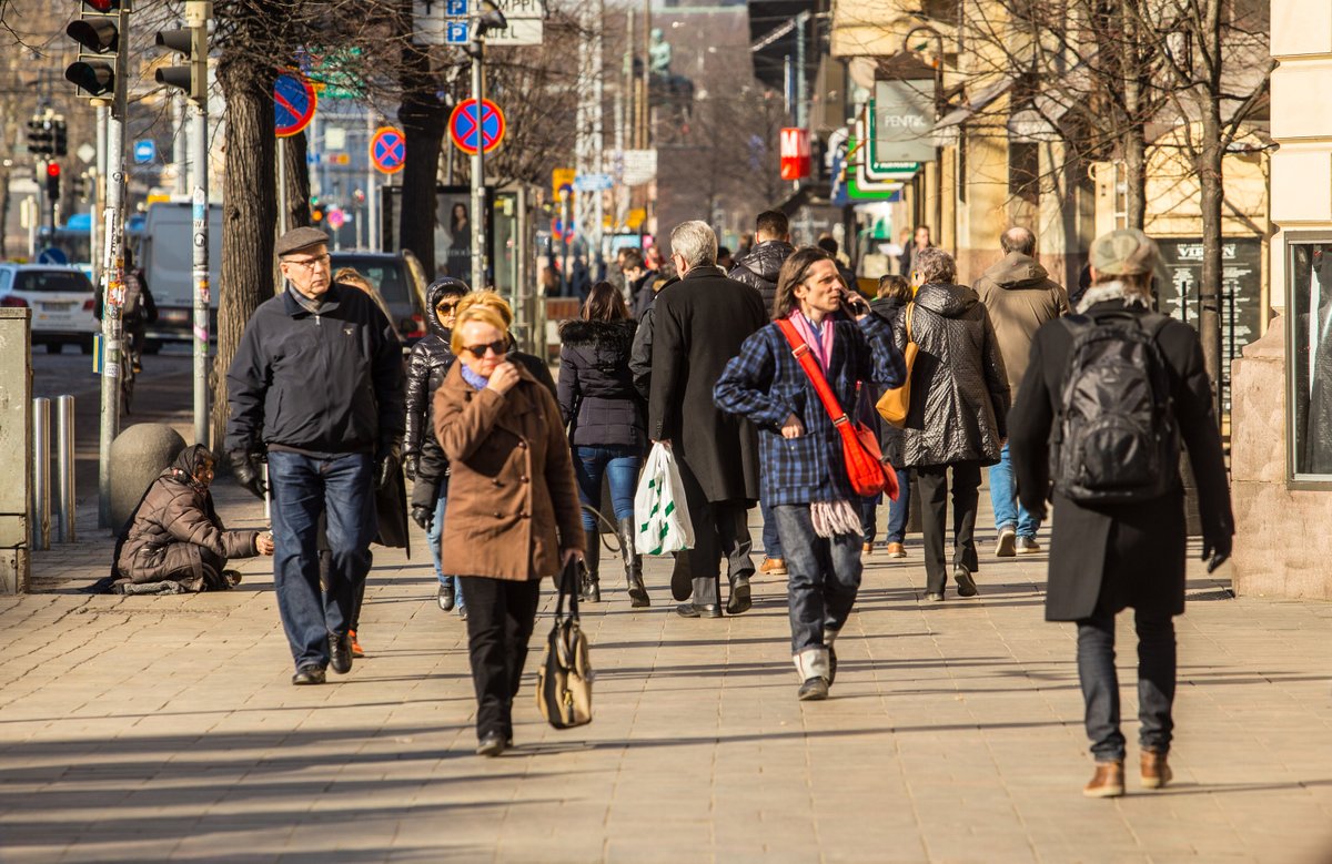 Suunnitelmat väkevämmän alkoholin myynnin lisäämiseksi ovat huolestuttavia ja vastuuttomia nykyisessä yhteiskunnallisessa tilanteessa.  Päihdetyötä tekevät järjestöt pitävät alkoholin kulutuksen kasvattamista myös menoja lisäävänä toimena, johon Suomella ei ole varaa.