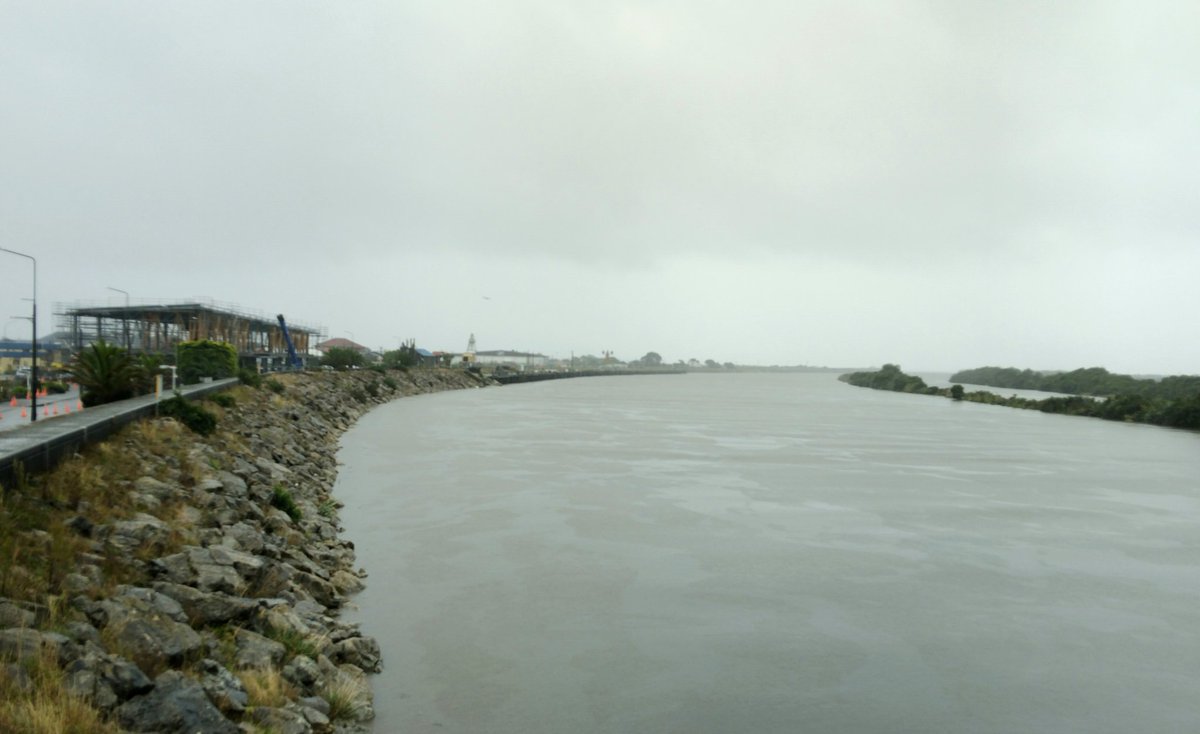 Bit of a traditional wet West Coast welcome for my first day living in Māwhera Greymouth ☔️

(As an aside, the new library being built on the left is going to be amazing when it's complete!)