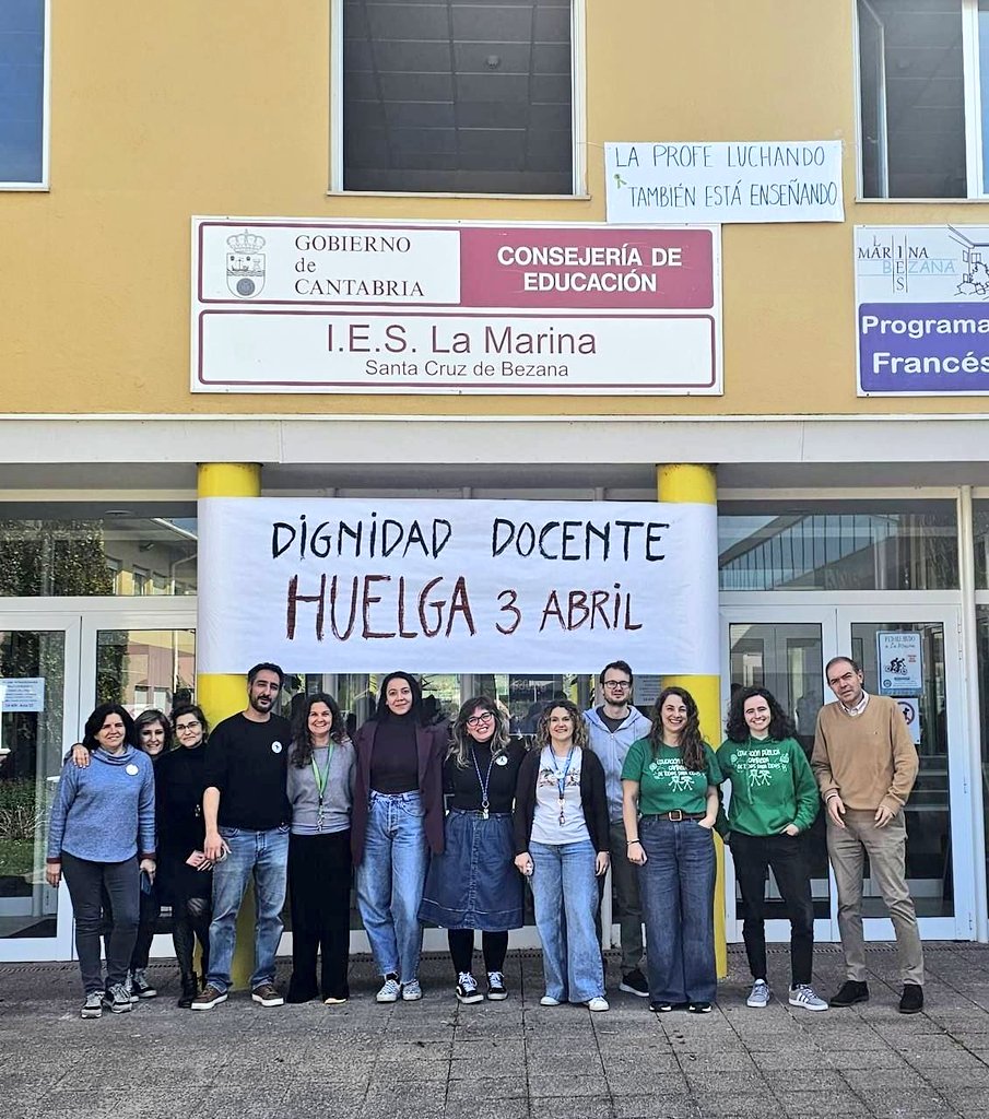 STEC_Cantabria's tweet photo. 📍 Río de la Pila (SDR).
⏰ 12:00 h.
📢 Manifestación por la #HuelgaDocente3A #EsAhora #Somos9000 https://t.co/CEl8whoQc4