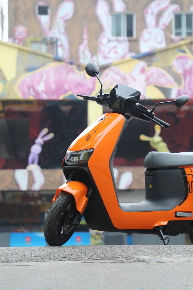 PAI_Official314's tweet photo. Ride through the city in style with the PAI M1 electric scooter!
Experience the next level of electric performance!

#PAI #PAIEV #M1 #scooter #escooter #ebike #electricbike #2wheels #moped #emobility #electricmotorcycle #electricpower #electricpowered #ElectricBicycle https://t.co/9RgFLplO5C