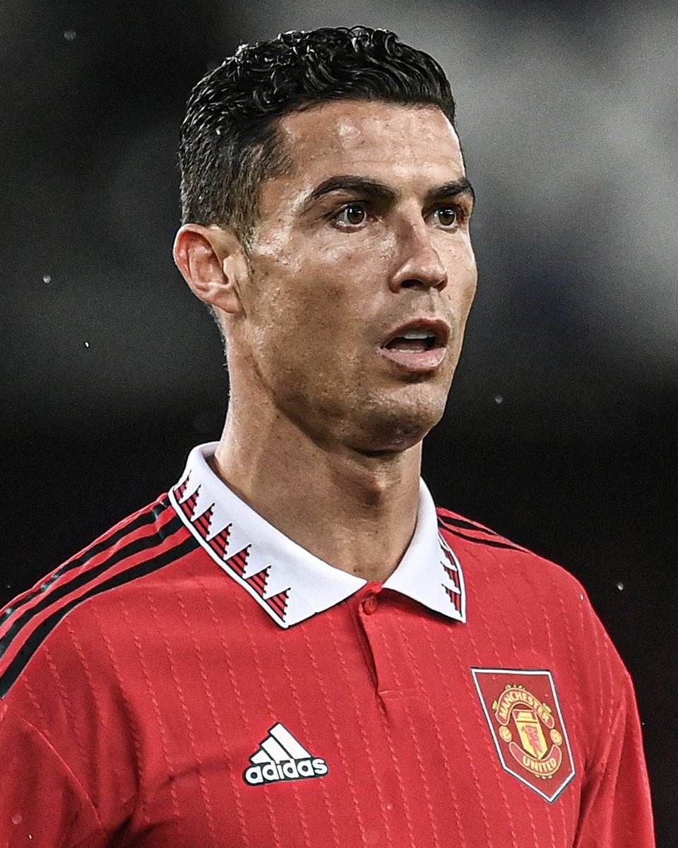 🗣️ Carlo Ancelotti:

"How can someone who scores one goal per game be considered a problem?"