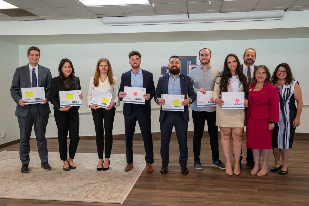 Great to share #LawDay with our students. In this picture, the students who earned multiple #CaliAwards. Thanks, <a href="/caliorg/">CALI</a>  for providing the recognition and the support to our student's success.
