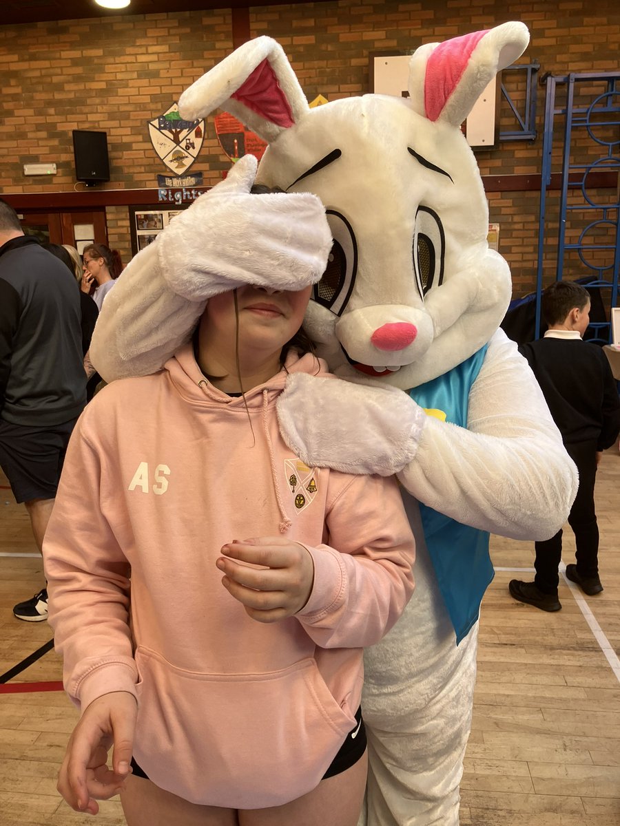 Mrs Angela Donnelly & Primary 7 tweet media