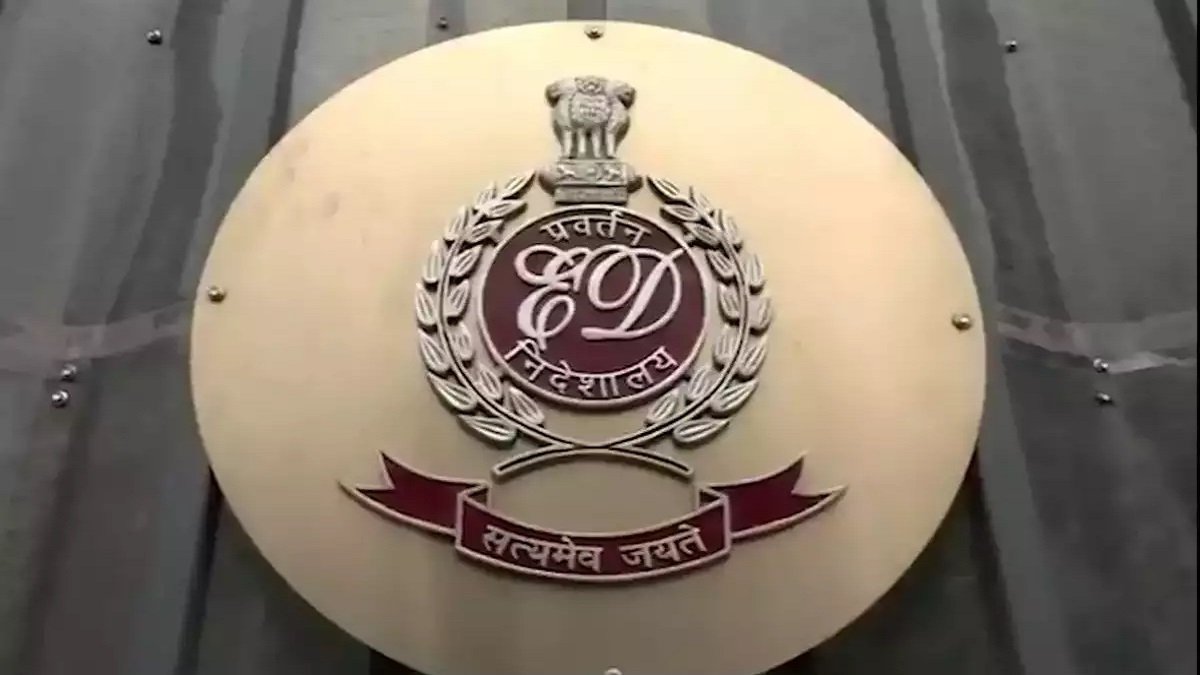 Indsamachar's tweet image. Enforcement Directorate (@dir_ed), under the provisions of the Prevention of Money Laundering Act (#PMLA), 2002, has provisionally attached 12 immovable properties worth ₹156.33 crore on March 31, 2025. 

These properties, located in Delhi, Mumbai, Gurugram, and Rohtak, belong