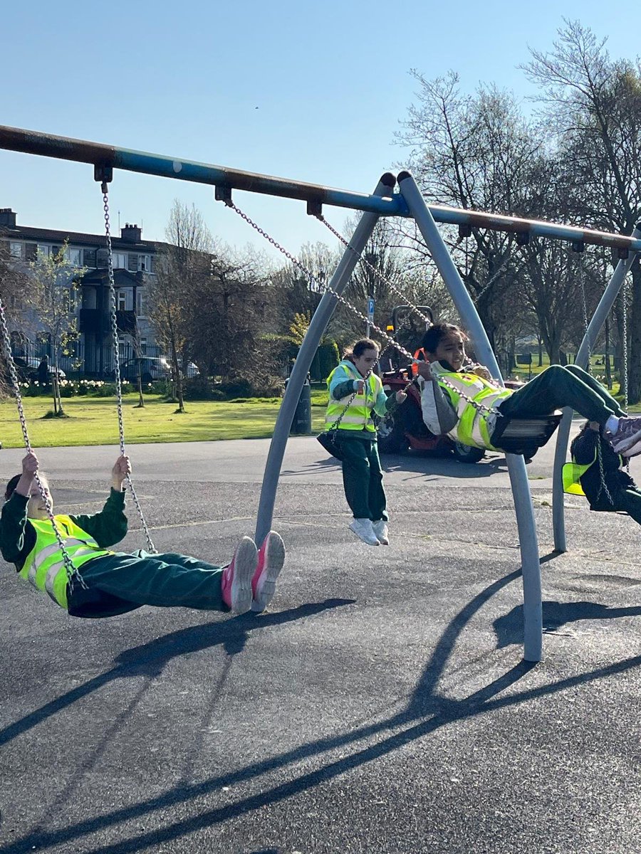 A perfect day for 3rd Class outdoor learning  ......and some fun at the park!