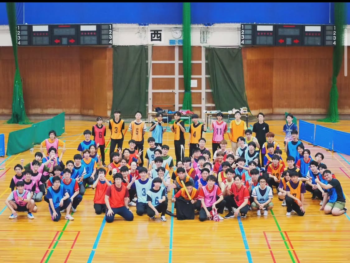 新入生の皆さん！
新歓どこに行くか迷っていませんか？キャップ野球サークルでは、明日から新歓が始まります！
日程は新歓LINEに載せています！
1人でも複数人でも大歓迎！
日程等を新歓LINEに載せておりますので、是非DMまで連絡ください😊
#春から同志社
#春からも同志社