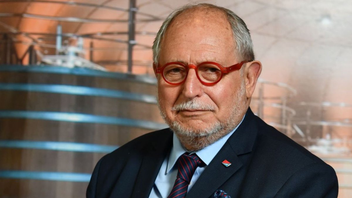 #Radiopolis | 📲 Hablamos con el Diplomático y ex embajador en Estados Unidos y Brasil <a href="/diegoguelar/">diegoguelar</a> sobre las repercusiones del discurso de <a href="/JMilei/">Javier Milei</a> 

🗣️ ”No es feliz que el Presidente diga una cosa y la Vice Presidenta diga otra"

#Ahora con <a href="/robertocaferra/">roberto caferra</a> en #Radio2