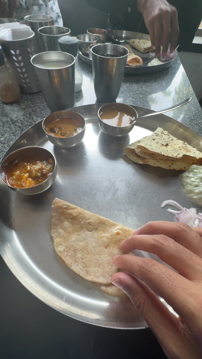 Client wanted me to try gujrati thali so bad and i ditched my KFC for THIS??