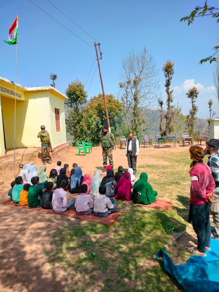 jkmediasocial's tweet photo. Indian Army Conducts #Awareness Talk on #WorldAutism Awareness Day at Poonch, Rajouri &amp; Reasi

This day is observed to highlight the need to improve the quality of life of those with autism so they can lead full and meaningful lives as an integral part of society.

@adgpi https://t.co/DEAiHjx1Jj