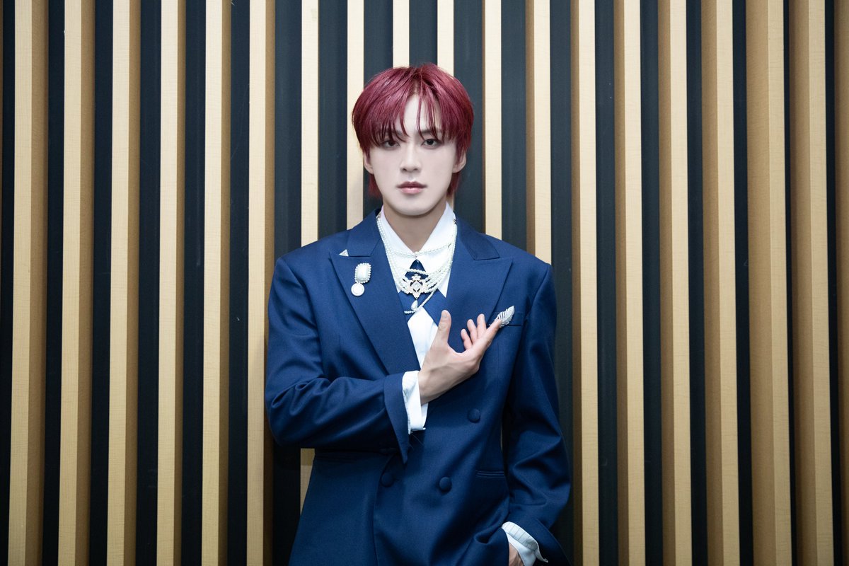 official_jo1's tweet photo. [📸] #MCOUNTDOWN

#河野純喜
#KONOJUNKI
#JUNKI #준키

🎤Profile
https://t.co/hD6LtljUKg
🎻 'BE CLASSIC' MV
https://t.co/9ATJyfoYYE
🎻 'BE CLASSIC' Streaming
https://t.co/tOsp8Q6DJJ

@MnetMcountdown
#엠카운트다운
#JO1 #제이오원
#JO1_BECLASSIC
#JO1_BE_CLASSIC
#BE_CLASSIC https://t.co/KR1a9stOOV