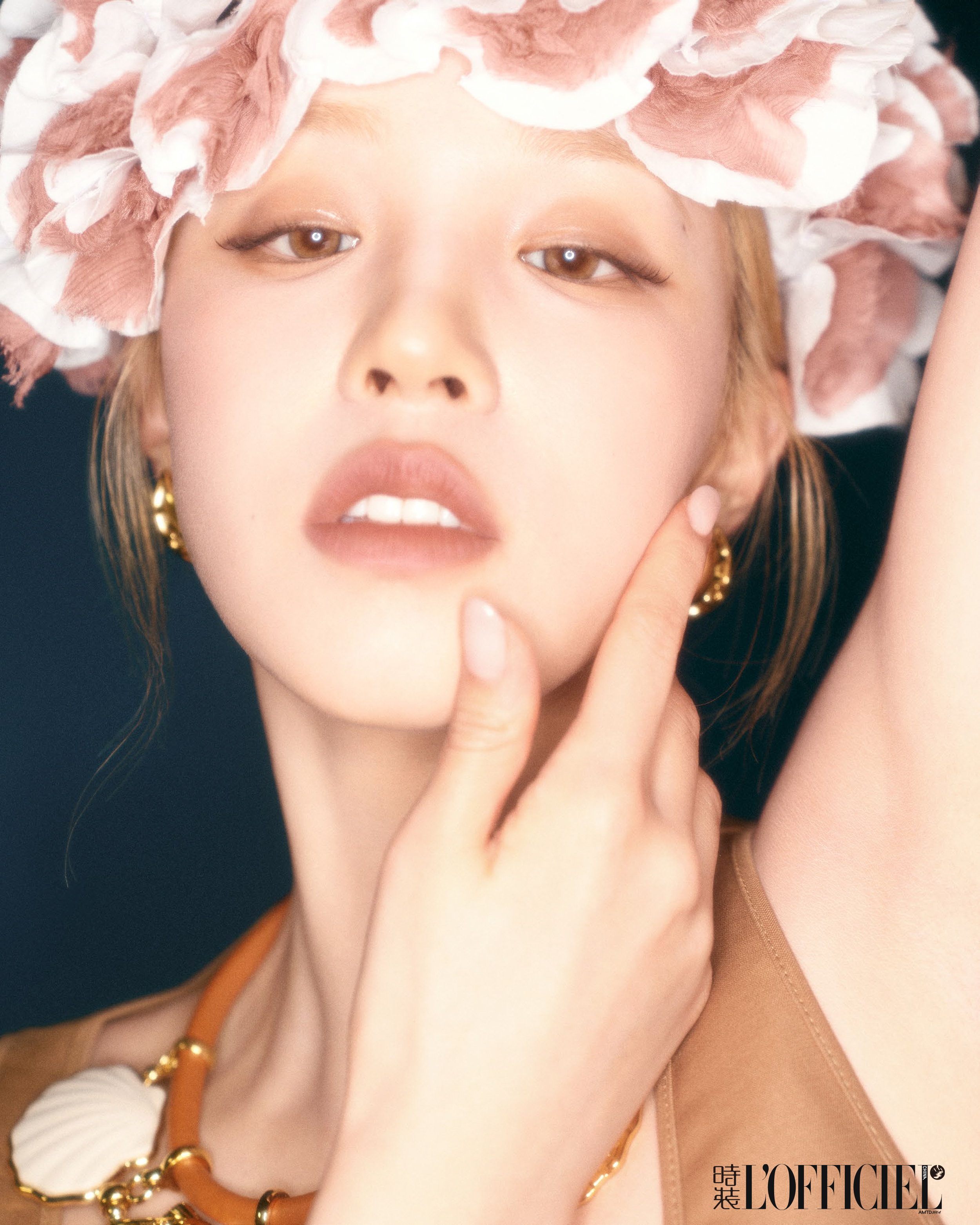 GnmAmiyboAAJFIc?format=jpg&name=4096x4096