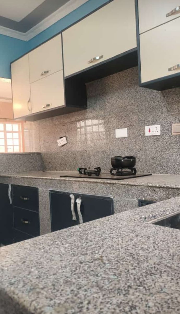 Everstone_Dy's tweet image. 🚀 Elevate your interiors with Everstone Dynamics! 💎 Our high-quality granite countertops bring both style &amp;amp; strength to your space.

🔹 Modern designs
🔹 Premium durability
🔹 Sleek &amp;amp; sophisticated finish
📢 Ready for a kitchen upgrade? Let&apos;s make it happen!
#EverstoneDynamics