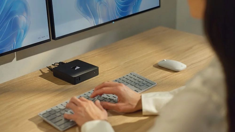 Стартовали продажи Windows 365 Link — облачного мини-ПК для корпоративных клиентов Microsoft.

buff.ly/g5tr0H5

#Windows365Link #Windows #Microsoft