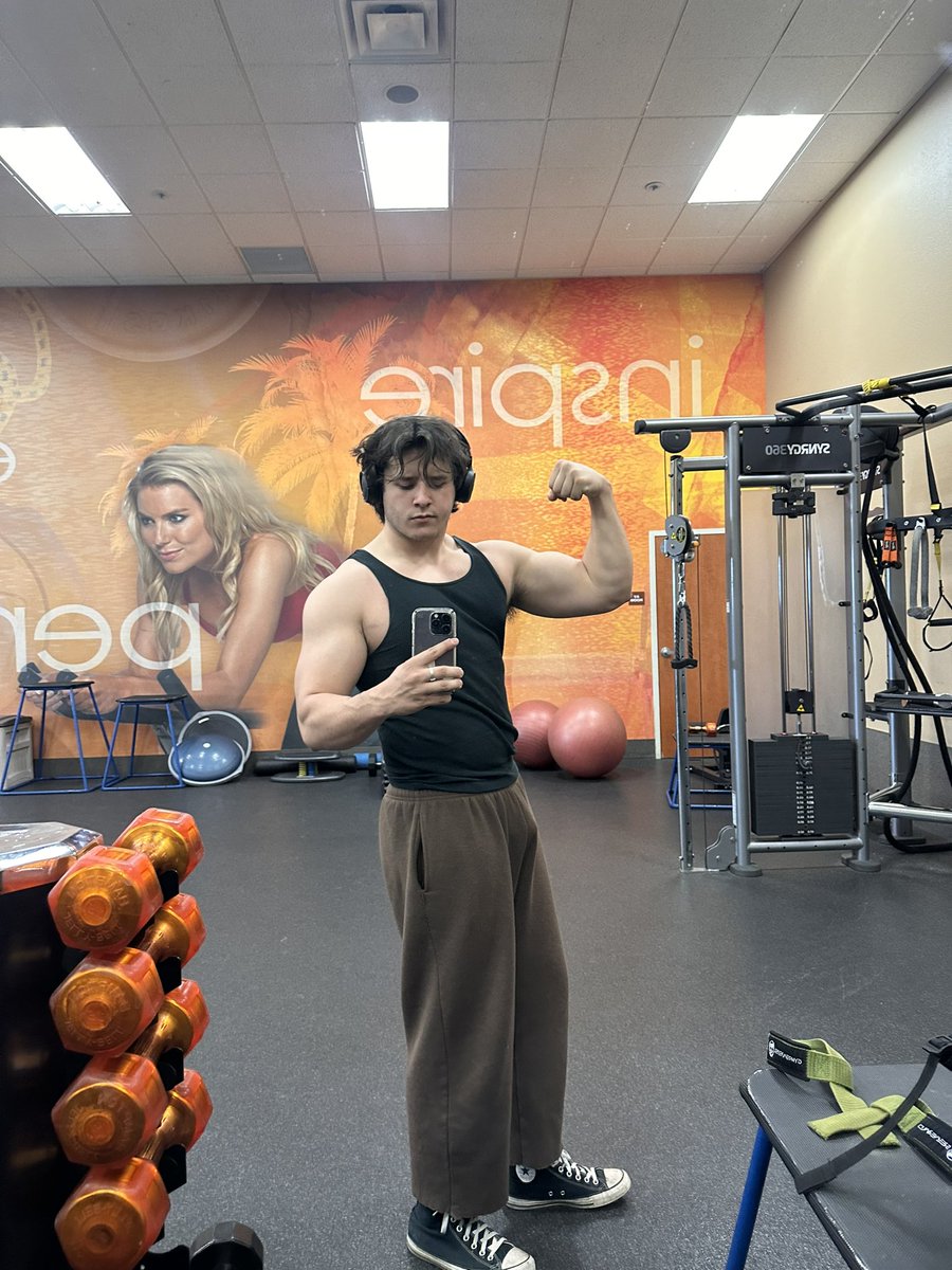 yeah so it was shoulders and arms day