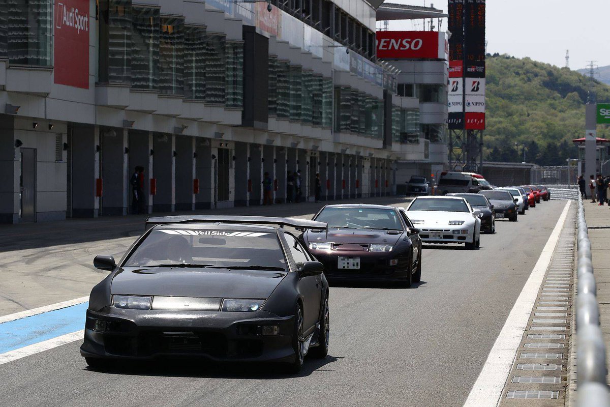 オールフェアレディの本コース走行
毎年SuperGTの後なので、何となく残ってるものが色々とあるのを見るのも楽しい
遠方の方は折角だから3週だけど走って欲しいなぁ
後は現場で✊✌✋幸運を