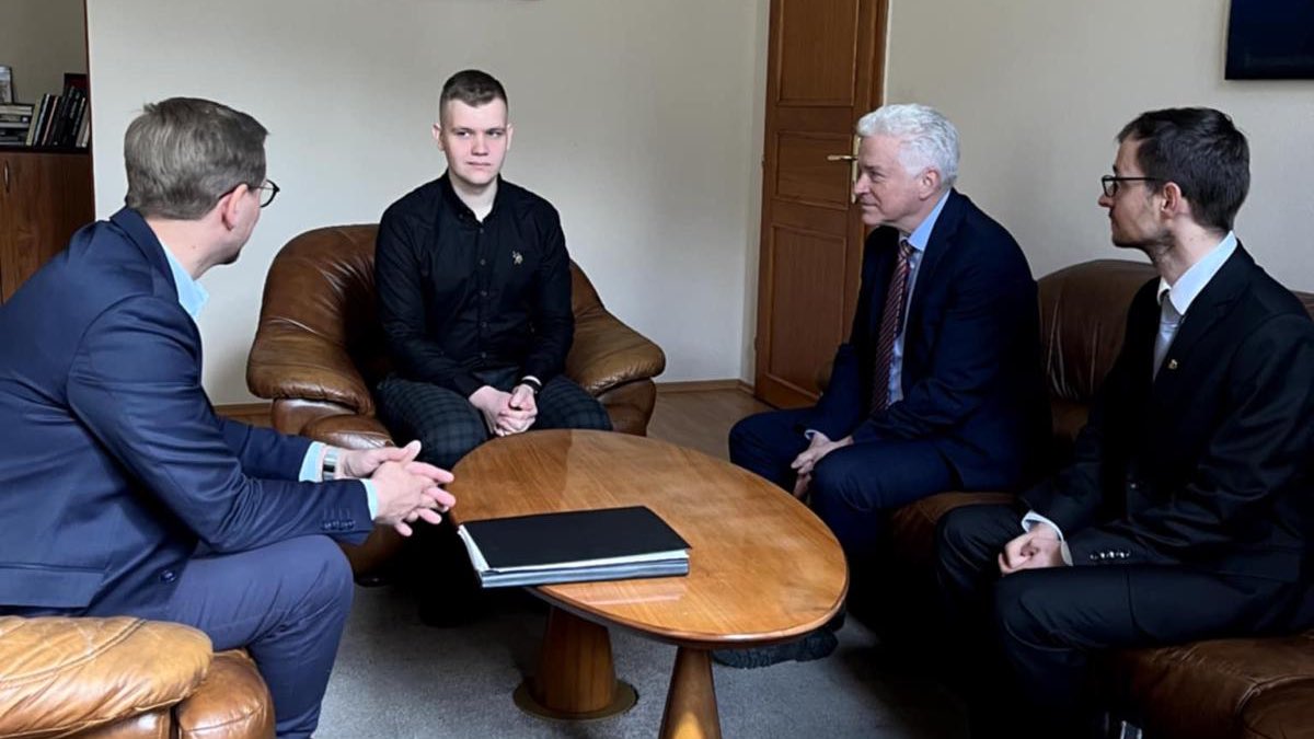 Deutsche Botschaft Pressburg tweet media