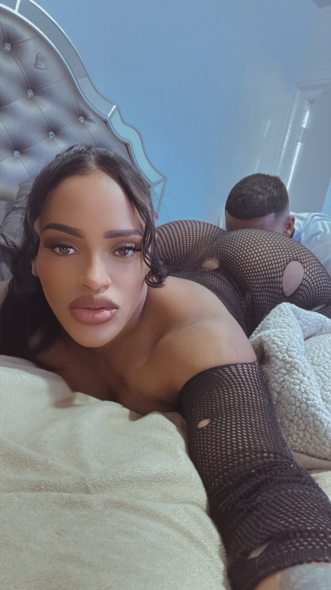 onlyfans.com/laura92
